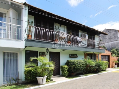 Casa em Condomínio 3 dorms à venda Avenida Juca Batista, Cavalhada - Porto Alegre