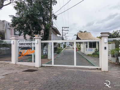 Casa em Condomínio 3 dorms à venda Avenida Juca Batista, Cavalhada - Porto Alegre