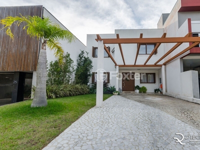 Casa em Condomínio 3 dorms à venda Avenida Juca Batista, Hípica - Porto Alegre