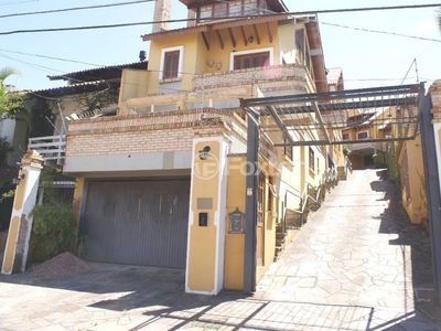 Casa em Condomínio 3 dorms à venda Rua Edgar Luiz Schneider, Jardim Isabel - Porto Alegre
