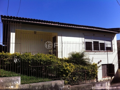 Casa em Condomínio 4 dorms à venda Rua Mata Coelho, Nonoai - Porto Alegre