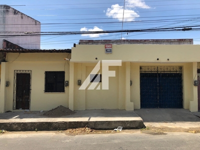 Casa em Conjunto Ceará, Fortaleza/CE de 180m² 4 quartos à venda por R$ 349.000,00