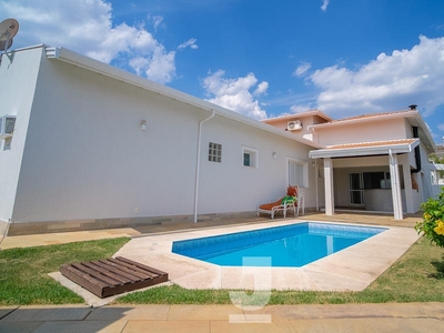 Casa em Loteamento Alphaville Campinas, Campinas/SP de 275m² 4 quartos para locação R$ 10.000,00/mes