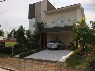 Casa em Vivendas do Arvoredo, Londrina/PR de 300m² 3 quartos para locação R$ 10.000,00/mes