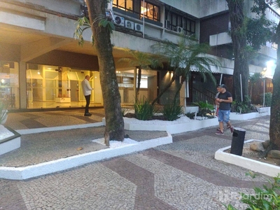 Loja em Barra da Tijuca, Rio de Janeiro/RJ de 106m² para locação R$ 9.541,80/mes