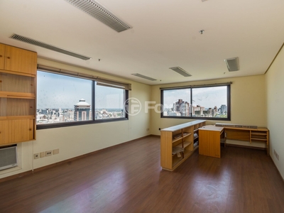 Sala / Conjunto Comercial à venda Avenida Plínio Brasil Milano, Boa Vista - Porto Alegre