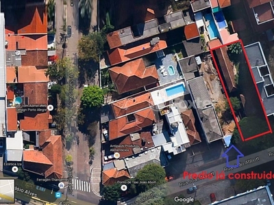 Terreno à venda Rua João Abbott, Petrópolis - Porto Alegre