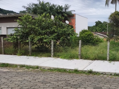 Terreno em Velha Central, Blumenau/SC de 408m² à venda por R$ 268.000,00