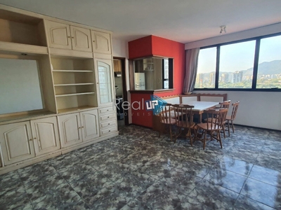 Apartamento à venda em Barra da Tijuca com 79 m², 2 quartos, 1 suíte, 1 vaga