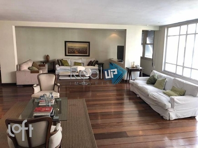 Apartamento à venda em Copacabana com 313 m², 4 quartos, 2 suítes, 2 vagas