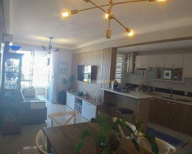 Apartamento com 2 dormitórios à venda, 72 m² por R$ 599.000,00 - Barreiros - São José/SC