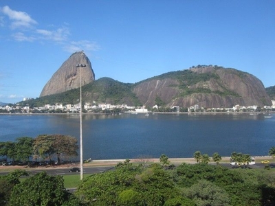 Apartamento para aluguel com 430 metros quadrados com 3 quartos em Flamengo - Rio de Janei