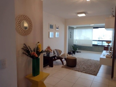 Apartamento para aluguel possui 155 metros quadrados com 3 quartos em Costa Azul - Salvado