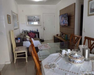 Apartamento para venda possui 64 metros quadrados com 2 quartos em Marapé - Santos - SP