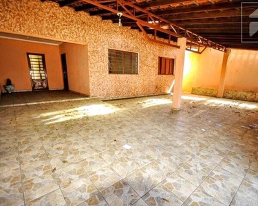 Casa à venda 3 Quartos, 5 Vagas, 300M², Jardim Santa Lúcia, Campinas - SP