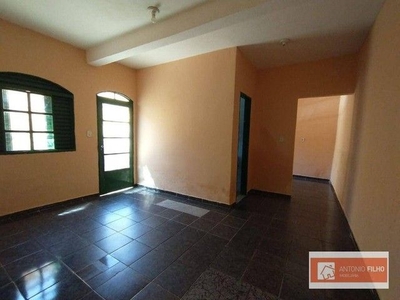 Casa com 2 dormitórios para alugar, 50 m² por R$ 650,00/mês - Ceilândia Norte - Ceilândia/