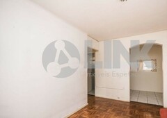 Apartamento à venda por R$ 203.000