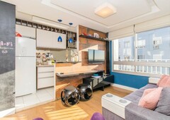 Apartamento à venda por R$ 260.000