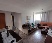 Apartamento à venda por R$ 350.000