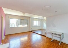 Apartamento à venda por R$ 559.000