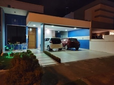 Casa de condomínio para venda tem 200 metros quadrados com 3 quartos em Antares - Maceió -