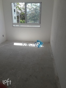Apartamento à venda em Recreio dos Bandeirantes com 45 m², 2 quartos