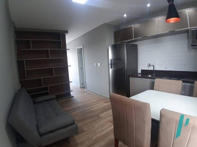 Apartamento com 1 Quarto e 1 banheiro para Alugar, 49 m² por R$ 1.500/Mês