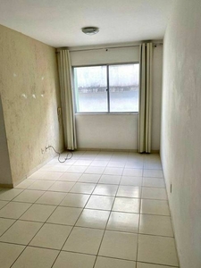Apartamento com 2 Quartos e 1 banheiro à Venda, 55 m² por R$ 122.000