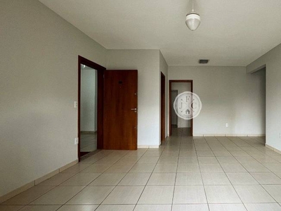 Apartamento com 2 Quartos e 2 banheiros para Alugar, 92 m² por R$ 2.100/Mês