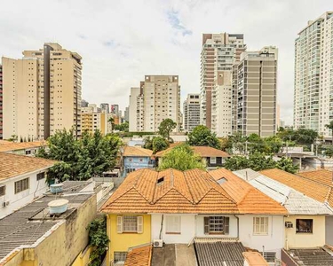 2 dormitórios na Rua Gomes De Carvalho