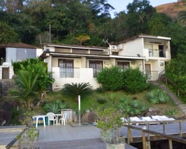 Alugo suites de frente para o mar na Ponta Leste em Angra dos Reis