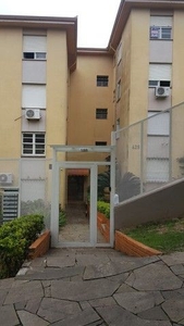 Apartamento para aluguel possui 60 metros quadrados com 2 quartos em Cristal - Porto Alegr
