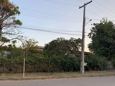 casa de esquina à venda, valor negociável!!