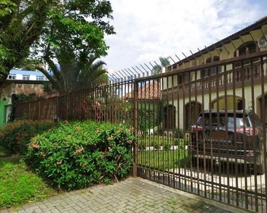 Casa para Locação em Curitiba, Água Verde, 3 dormitórios, 2 suítes, 6 banheiros, 8 vagas