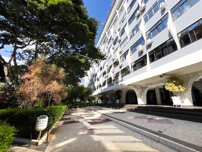 Apartamento à venda com 3 quartos na Asa Norte, Brasília