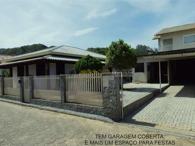 CASA RESIDENCIAL em SÃO JOÃO BATISTA - SC, Tajuba l