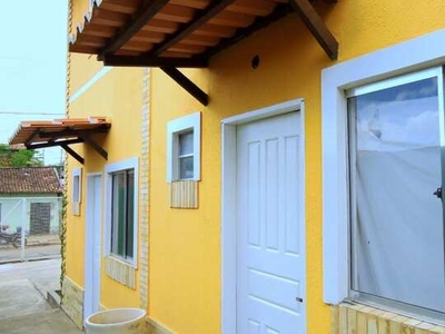 Oportunidade Única: Mini-Condomínio Residencial no Bairro do Sol e Mar!