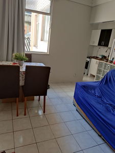 Vendo apto 1 quarto, em perfeito estado, todo reformado, excelente localização!