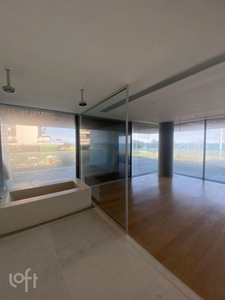 Apartamento à venda em Barra da Tijuca com 168 m², 1 quarto, 1 suíte, 2 vagas