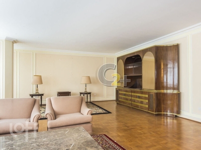 Apartamento à venda em Santa Cecília com 270 m², 3 quartos, 1 suíte, 2 vagas
