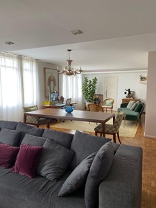 Apartamento à venda em Pinheiros com 150 m², 3 quartos, 1 suíte, 1 vaga