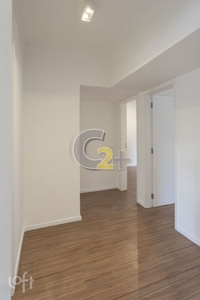 Apartamento à venda em Moema Pássaros com 94 m², 3 quartos, 1 suíte, 2 vagas