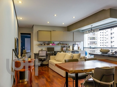 Apartamento à venda, com 69m², 2 dormitórios,/suites. 2 banheiros, 1 lavabo, 1 sala, 2 vagas, Perdizes, São Paulo, SP