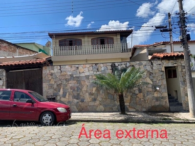 Casa à venda no bairro Jardim Rincão em Arujá