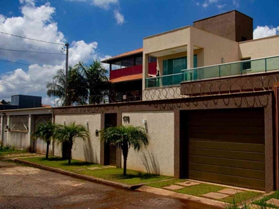 Casa com 3 quartos à venda no bairro Vale do Sol, 110m²