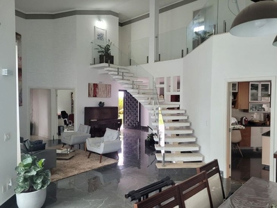 Casa em condomínio à venda no bairro Residencial Saint Charbel em Araçoiaba da Serra