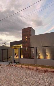Casa em Condomínio com 3 quartos à venda no bairro Taguatinga Norte, 200m²