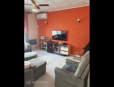 Casa no Bairro Bom Retiro em Blumenau com 3 Dormitórios e 183.13 m²