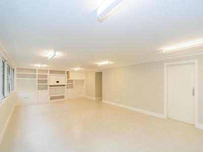 Apartamento à venda em Itaim Bibi com 149 m², 2 quartos, 1 suíte, 2 vagas