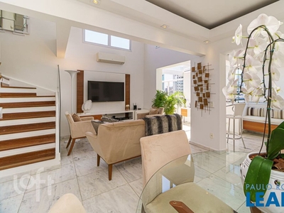 Apartamento à venda em Paraíso com 108 m², 2 quartos, 2 suítes, 3 vagas